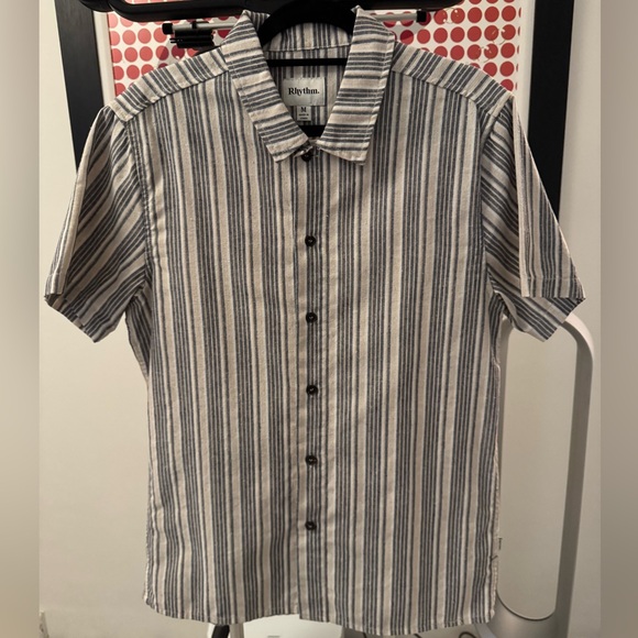 Bundle - Taylor Stitch and Rhythm Button Down Men’s Shirts - Picture 2 of 4
